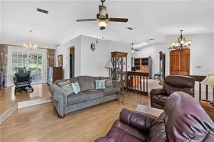 4803 Lynn Oaks Cir, Dover, FL 33527 - Photo 5