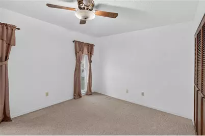 4803 Lynn Oaks Circle, Dover, FL 33527 - Photo 19