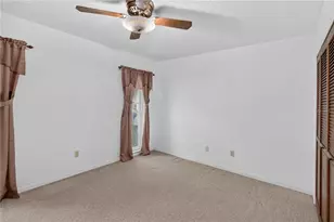 4803 Lynn Oaks Cir, Dover, FL 33527 - Photo 19
