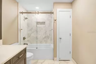 1120 E Kennedy Blvd, Tampa, FL 33602 - Photo 15