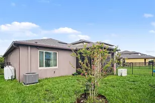 1505 Custer Bayou St, Ruskin, FL 33570 - Photo 25