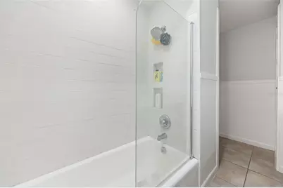 302 51st Street W, Bradenton, FL 34209 - Photo 21