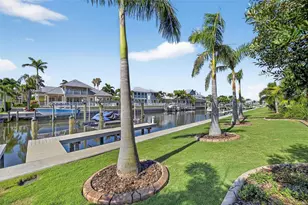998 Signet Dr, Apollo Beach, FL 33572 - Photo 15