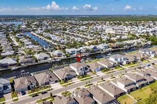 998 Signet Dr, Apollo Beach, FL 33572 - Photo 27