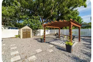405 E Adalee St, Tampa, FL 33603 - Photo 25