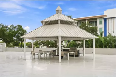 707 S Gulfstream Avenue #207, Sarasota, FL 34236 - Photo 47