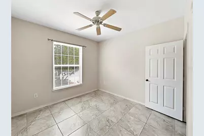 10205 Courtney Palms Boulevard #101, Tampa, FL 33619 - Photo 17