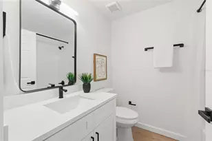 1316 E Giddens Ave, Tampa, FL 33603 - Photo 13