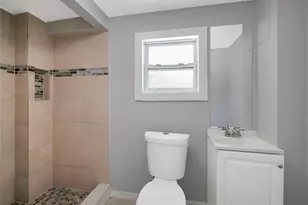 6105 N 23rd St, Tampa, FL 33610 - Photo 21
