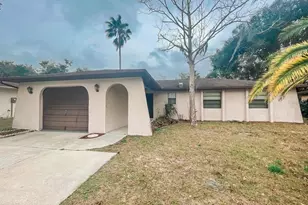 12834 Lake Tree Ln, Hudson, FL 34669 - Photo 3