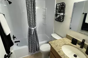 14308 Hanging Moss Cir, Tampa, FL 33613 - Photo 13