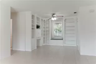 6520 Meadowbrook Ln, New Port Richey, FL 34653 - Photo 9