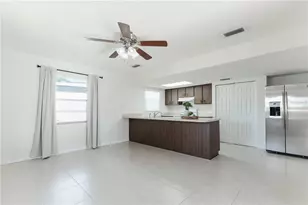 6520 Meadowbrook Ln, New Port Richey, FL 34653 - Photo 13