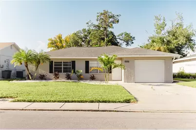 6520 Meadowbrook Lane, New Port Richey, FL 34653 - Photo 1