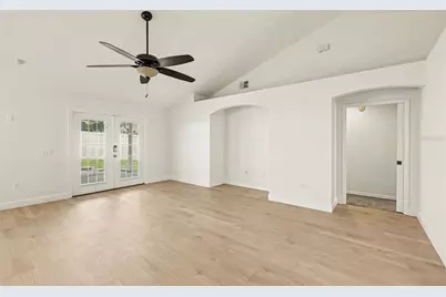 7231 Remington Oaks Drive, Lakeland, FL 33810 - Photo 3