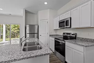 14626 Italy Ave, Dade City, FL 33523 - Photo 5