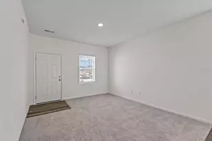 14626 Italy Ave, Dade City, FL 33523 - Photo 3