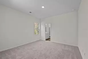 14626 Italy Ave, Dade City, FL 33523 - Photo 17