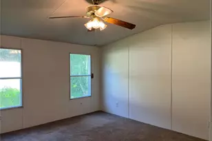 835 Memphis Rd, Lakeland, FL 33815 - Photo 9