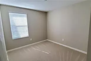 7027 Towne Lake Rd, Riverview, FL 33578 - Photo 7