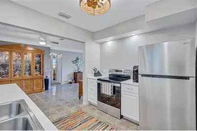 349 89th Avenue NE, Saint Petersburg, FL 33702 - Photo 11