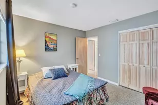 349 89th Ave NE, Saint Petersburg, FL 33702 - Photo 21