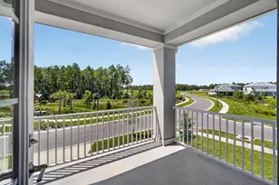 35709 Emberview Dr, Zephyrhills, FL 33541 - Photo 11