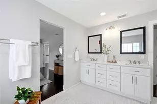 2720 10th St N, Saint Petersburg, FL 33704 - Photo 17
