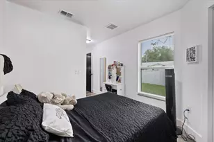 3209 E Hanna Ave, Tampa, FL 33610 - Photo 25