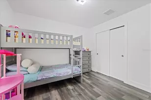 3209 E Hanna Ave, Tampa, FL 33610 - Photo 13