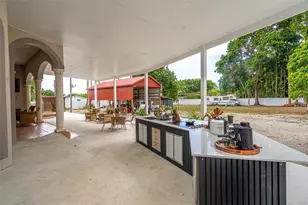18390 SW 200th St, Miami, FL 33187 - Photo 35
