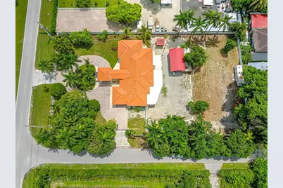 18390 SW 200th Street, Miami, FL 33187 - Photo 15