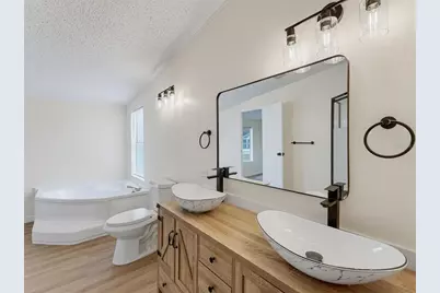 11106 Fernway Lane, Dade City, FL 33525 - Photo 9