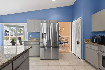 4609 Oak River Circle, Valrico, FL 33596 - Photo 19