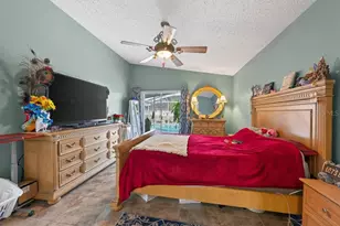 4609 Oak River Cir, Valrico, FL 33596 - Photo 21