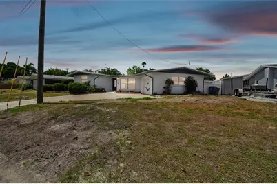 4411 3rd Avenue E, Bradenton, FL 34208 - Photo 1
