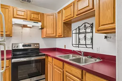 918 S Goldwyn Avenue, Orlando, FL 32805 - Photo 9