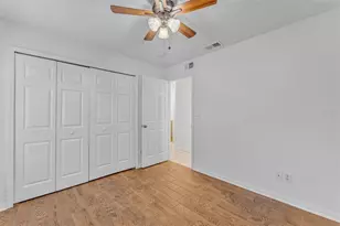 6115 Sand Key Ln, Wesley Chapel, FL 33545 - Photo 13