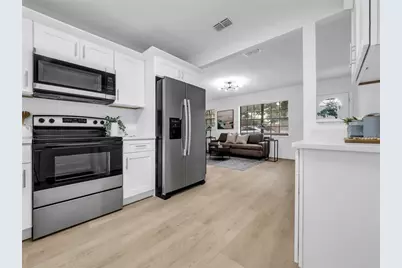 14931 Fisher Road, Tampa, FL 33613 - Photo 11