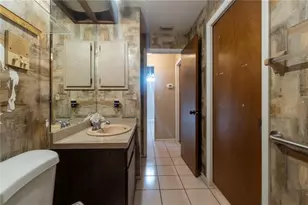 2227 Benson St, Sarasota, FL 34231 - Photo 23