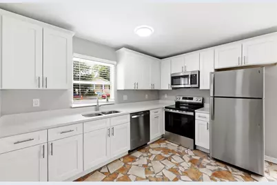 2214 E 19th Avenue, Tampa, FL 33605 - Photo 9