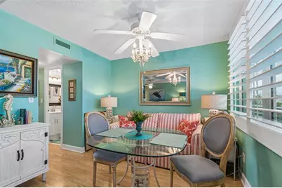 4885 1st St NE #307, Saint Petersburg, FL 33703 - Photo 7
