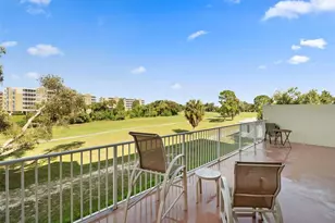 1200 Country Club Dr, Largo, FL 33771 - Photo 9