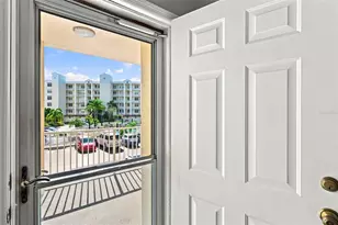 1200 Country Club Dr, Largo, FL 33771 - Photo 47