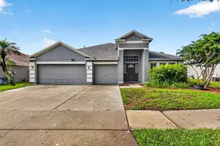 2605 Valencia Grove Dr, Valrico, FL 33596 - Photo 1