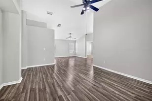 2605 Valencia Grove Dr, Valrico, FL 33596 - Photo 13