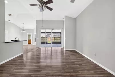 2605 Valencia Grove Drive, Valrico, FL 33596 - Photo 15