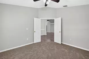 2605 Valencia Grove Dr, Valrico, FL 33596 - Photo 9