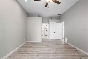 6245 Silver Oaks Dr, Zephyrhills, FL 33542 - Photo 23