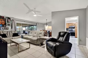7604 S Sanibel Dr, Tampa, FL 33637 - Photo 3